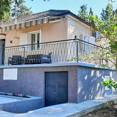 House Josip Holiday home *